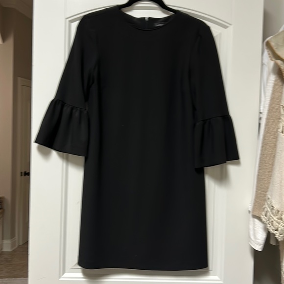 Zara - Picture 1 of 1